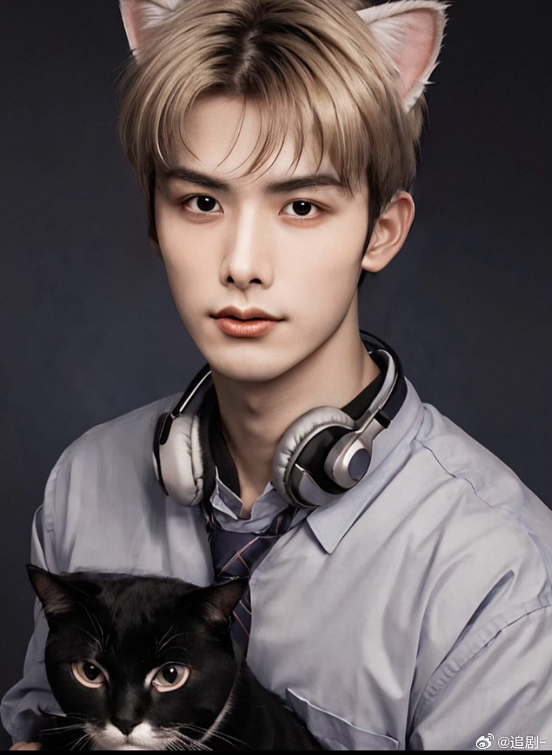 白日提灯的刀疤哥是谁建议验一下刀疤哥的身份 有这张脸在，什么风格都敢往赵弈钦身上