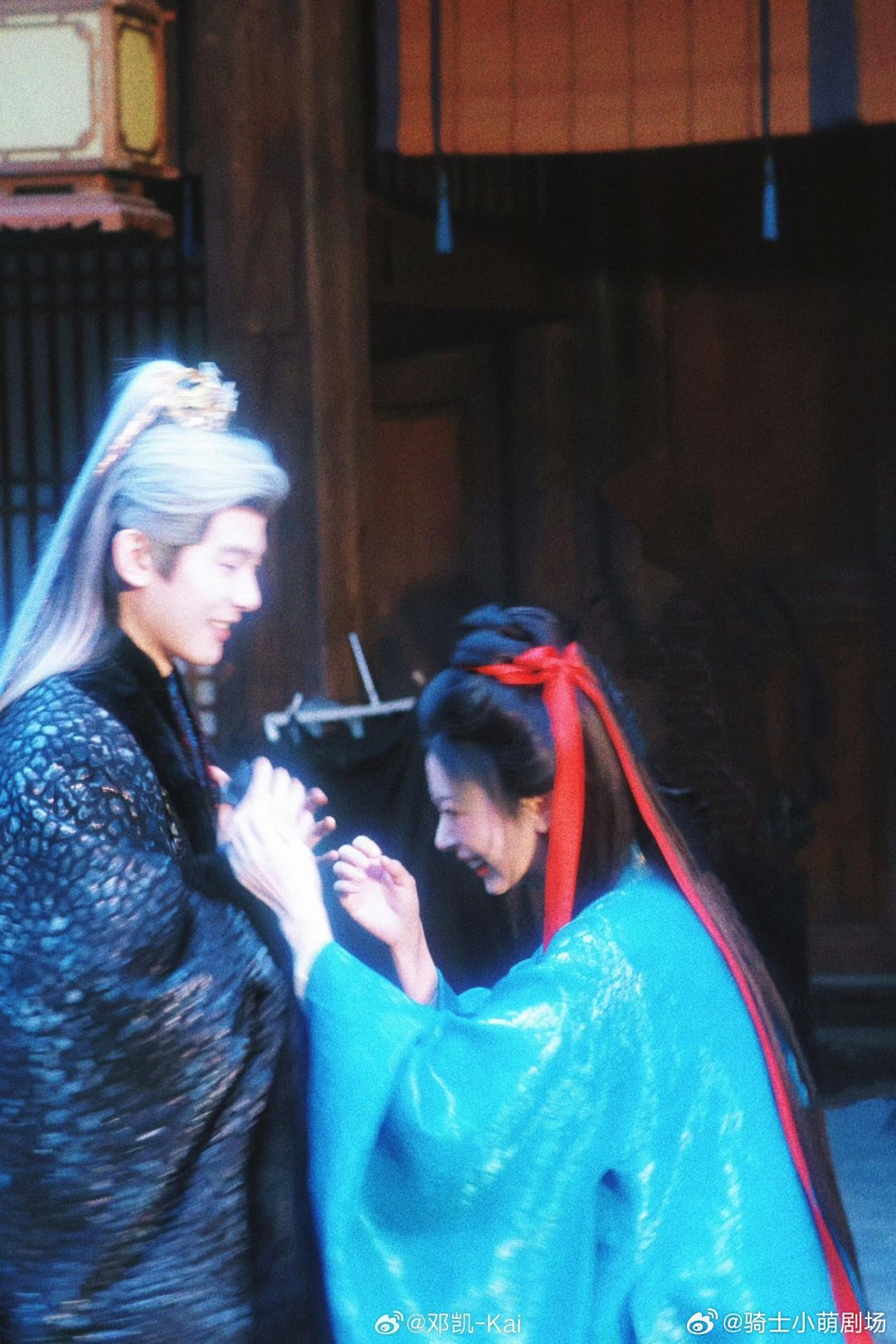 浅字辈是有鸳鸯浴kpi吗浅字辈仿佛自带鸳鸯浴KPI，一沾水氛围感直接拉满，浴池里