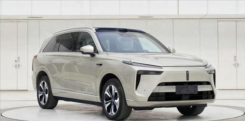 魏牌蓝山DHT-PHEV申报了新车型，新车型搭载了，包括激光雷达在内的，共计27