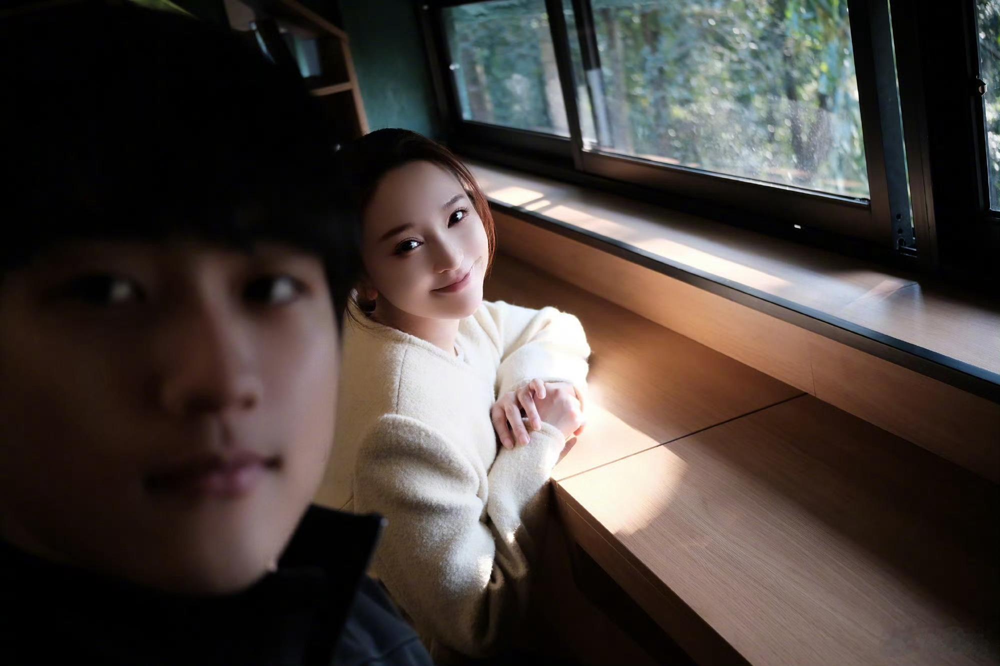 金莎孙丞潇做了半年多朋友 原来金莎和孙丞潇是先做了半年多朋友，慢慢熟悉才走到一起