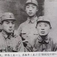 开国少将钟伟将军身材短小，形体精瘦，大耳大嘴，小鼻小眼，初识者常小视之。然将军指