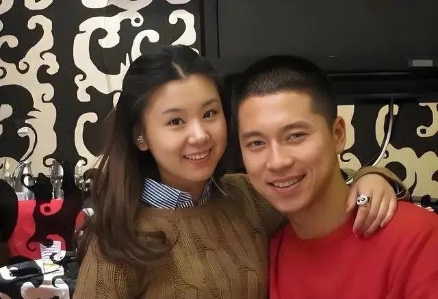 王雷和李小萌三观很正，不上综艺不闹绯闻不接广告是夫妻二人的约法三章，生在名利场，