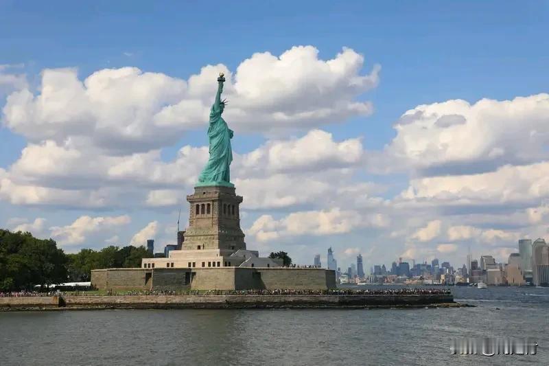 美国将调整与中国的经济关系 美国将调整与中国的经济关系
美国白宫发布新版《国家安