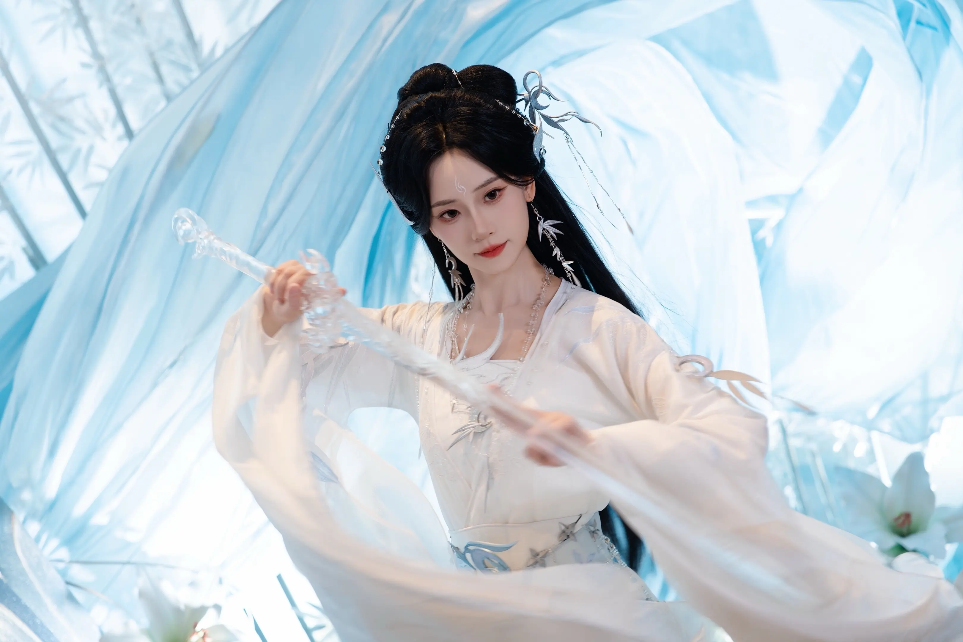 原谅我视频实在没剪出来，先来点图，这期是古风超适配的 老师，气质颜值拉满啊