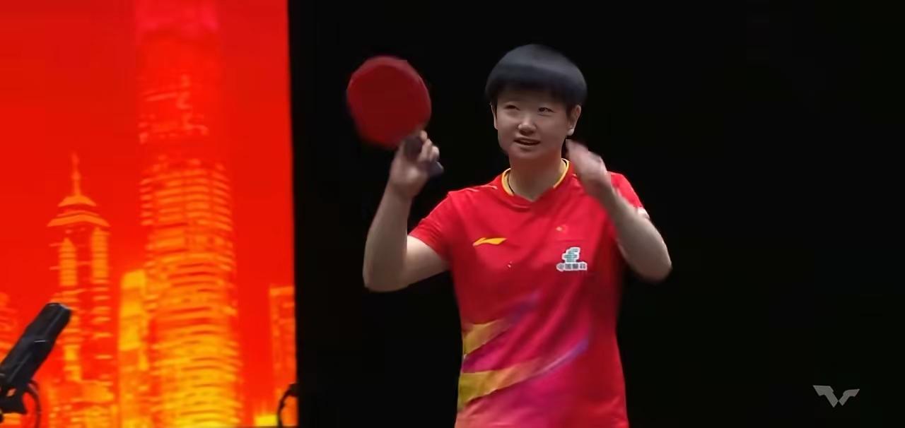 莎莎因伤退赛
牵动了全国人民的心
队友们也担心不已
以这样的方式告别赛场
真是万