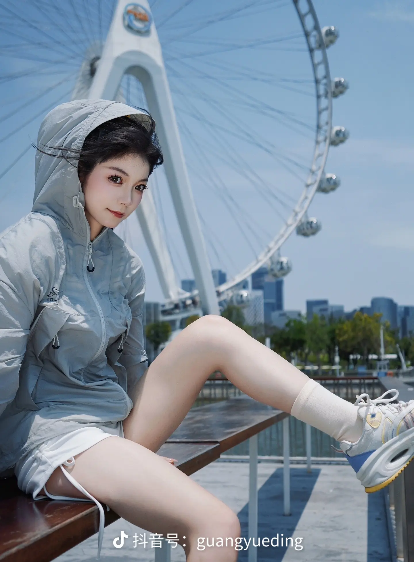 这么热的天我们早晚都会熟的。