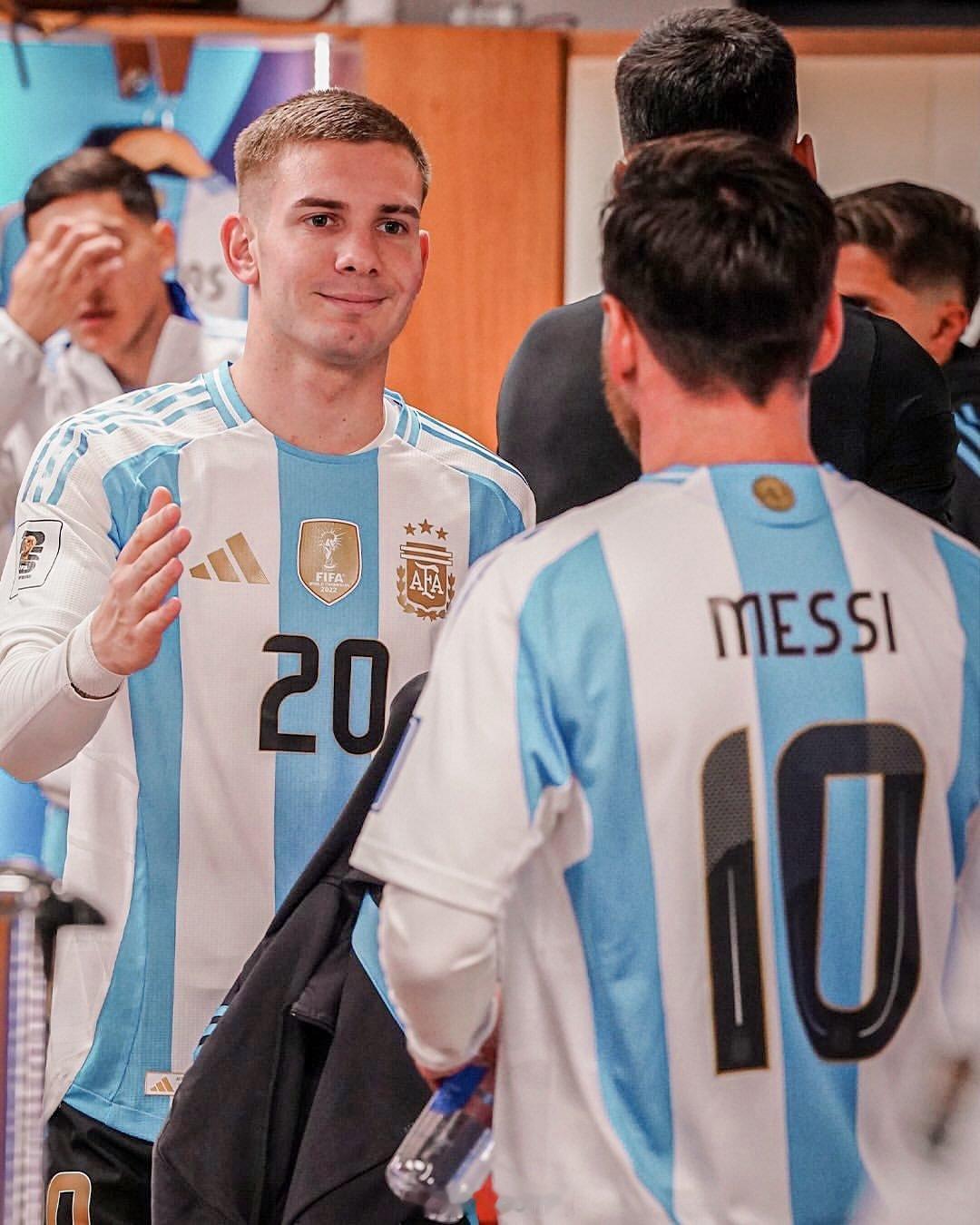 皇马6比1摩纳哥弗朗哥·马斯坦托诺是继梅西之后，第二年轻的在欧冠联赛中进球的阿根