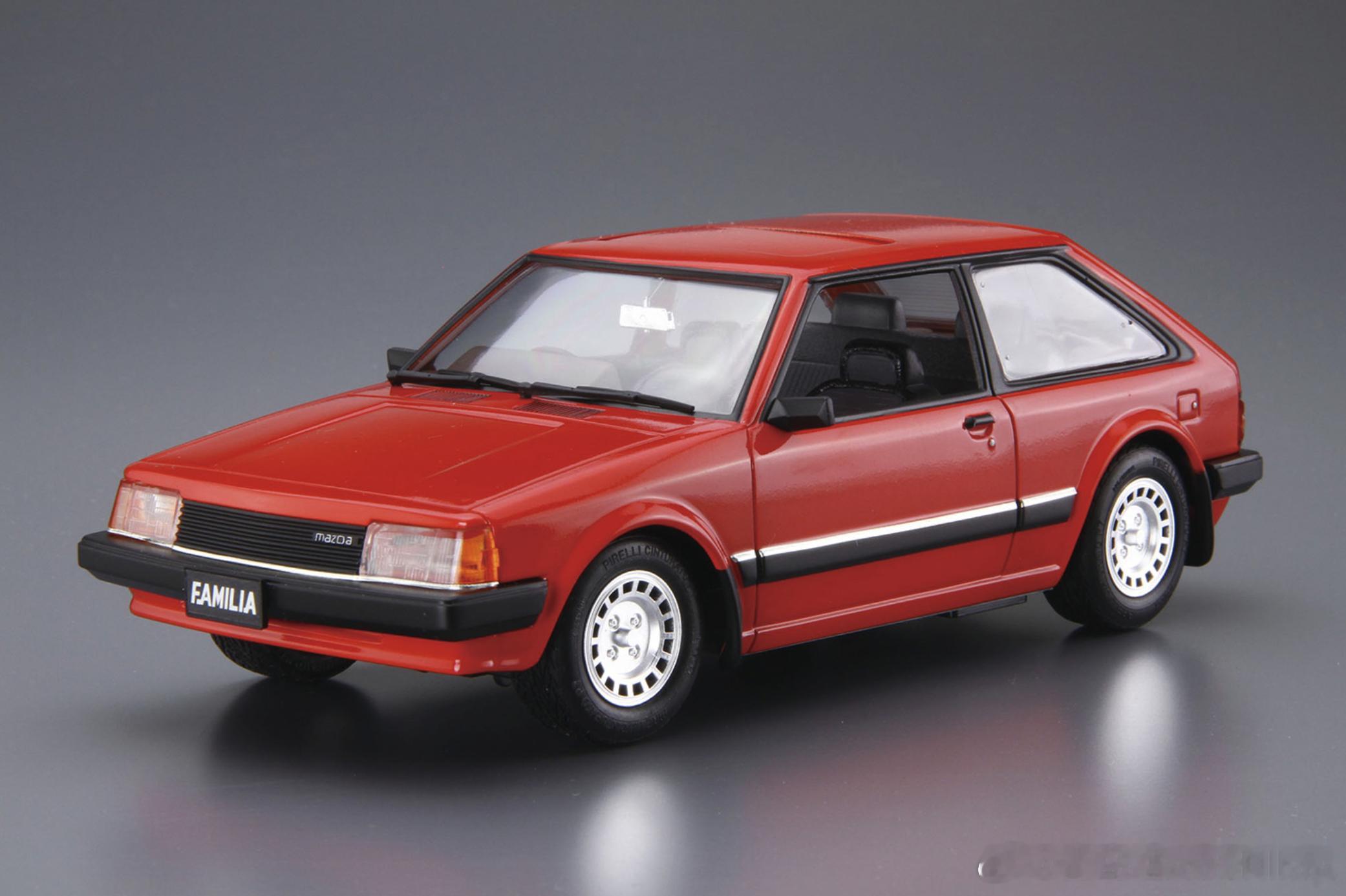 百年青岛社十月新品1/24 民用车系列第五代马自达福美来1980年诞生的第五代F