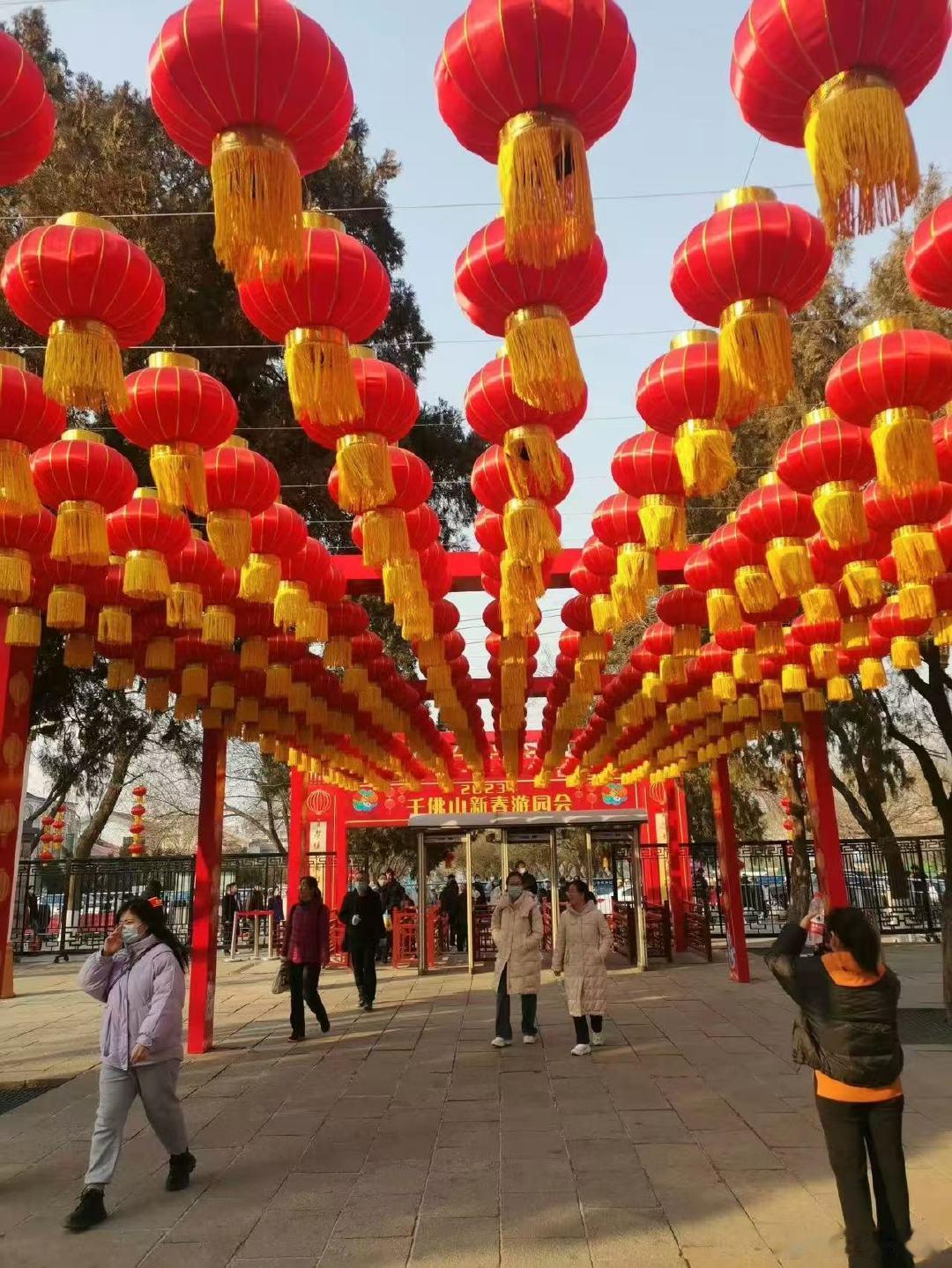 方言里藏着流动的中国温情浙江卫视银龄春晚 没有华丽辞藻，只有真心实意！全国方言齐