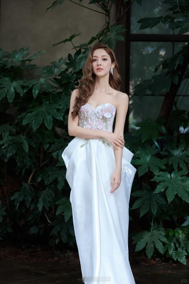 【On.cc】鄭嘉穎不滿老婆「新CP」拉黑粉絲？陳凱琳全力護夫...藝人陳凱琳（