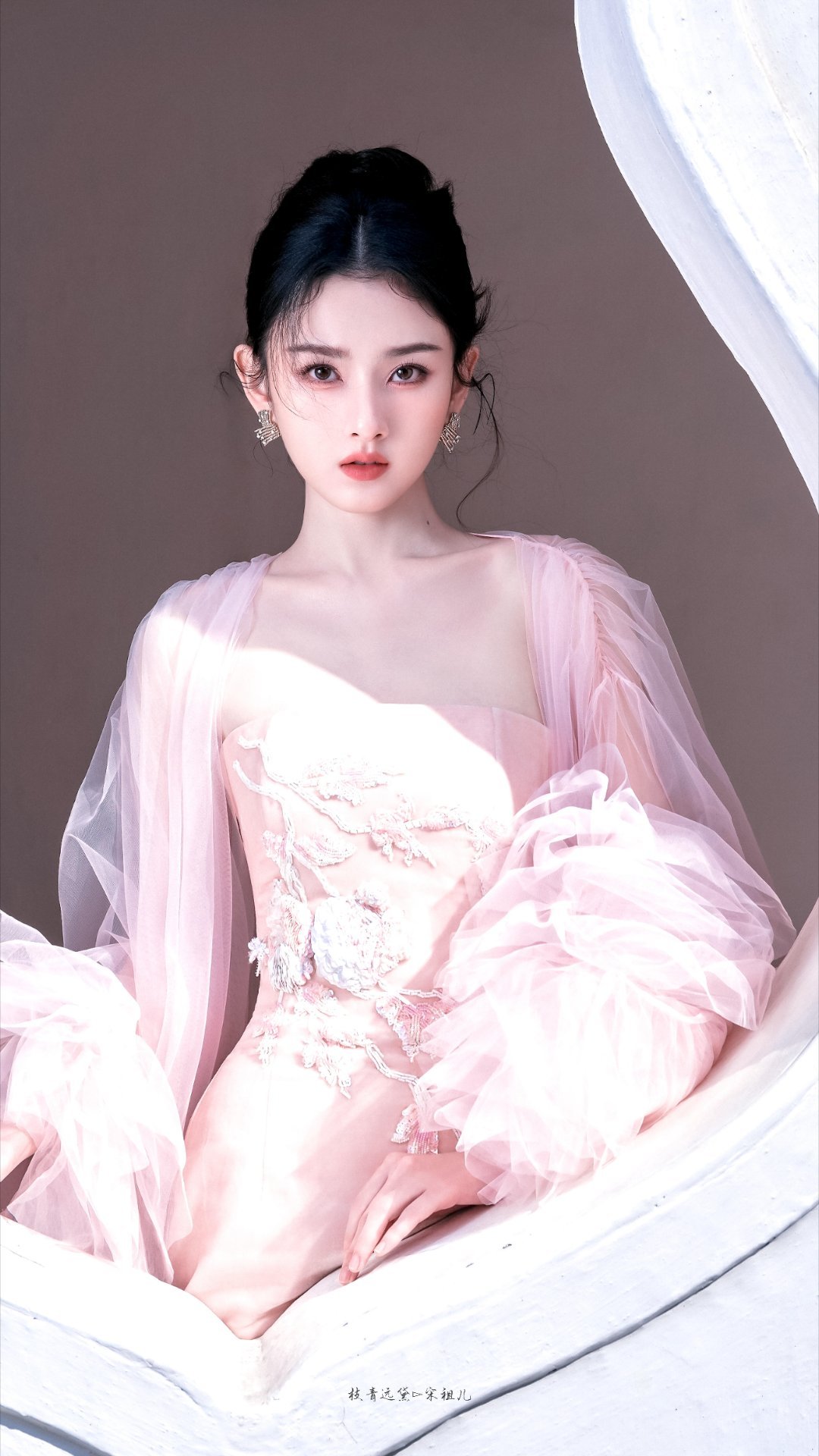 𝐖𝐞𝐂𝐡𝐚𝐭头像 |宋祖儿｜头像｜女生头像分享 | 优质头像｜头像分