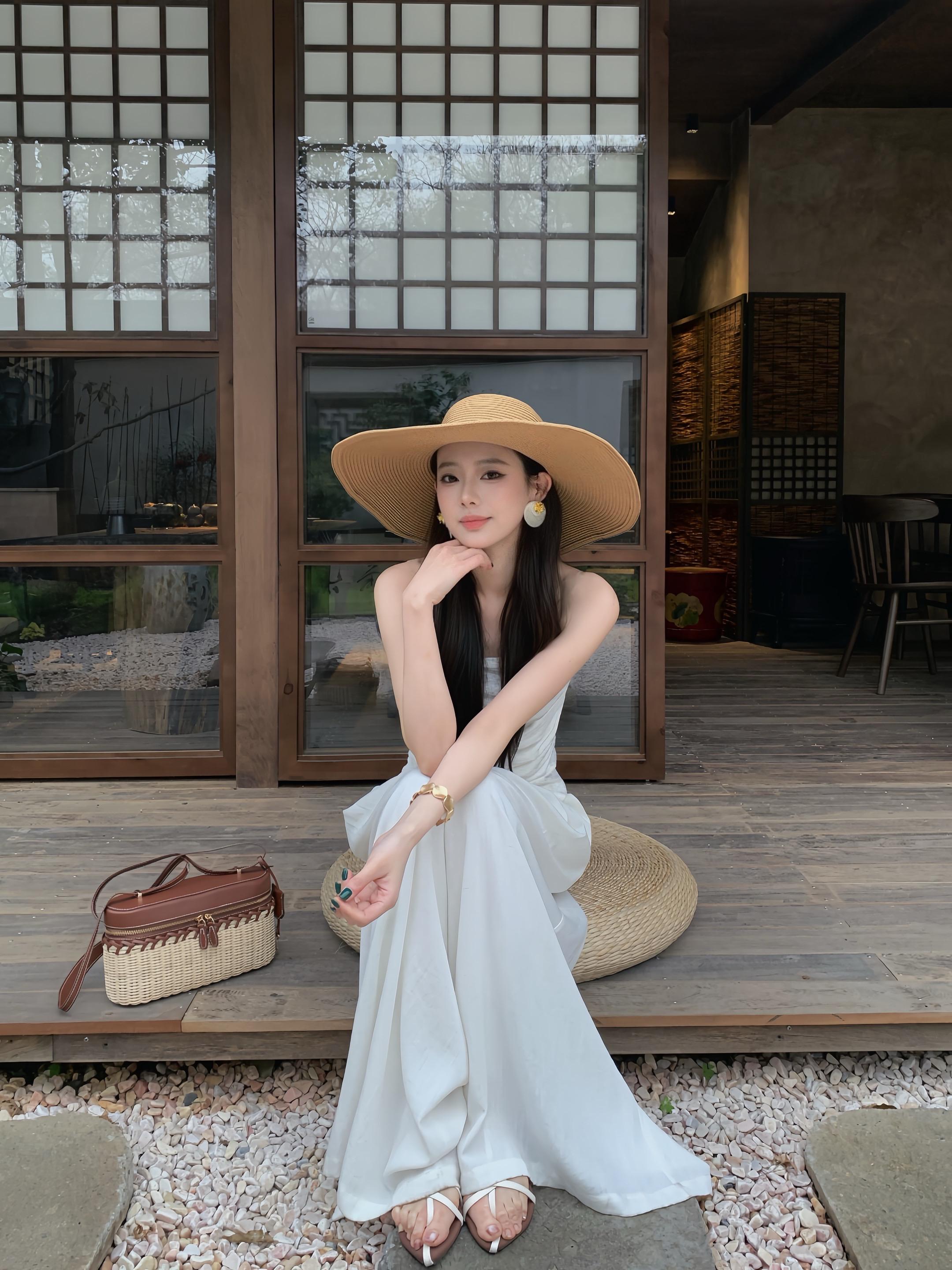 月光缠绵 躲在心里面