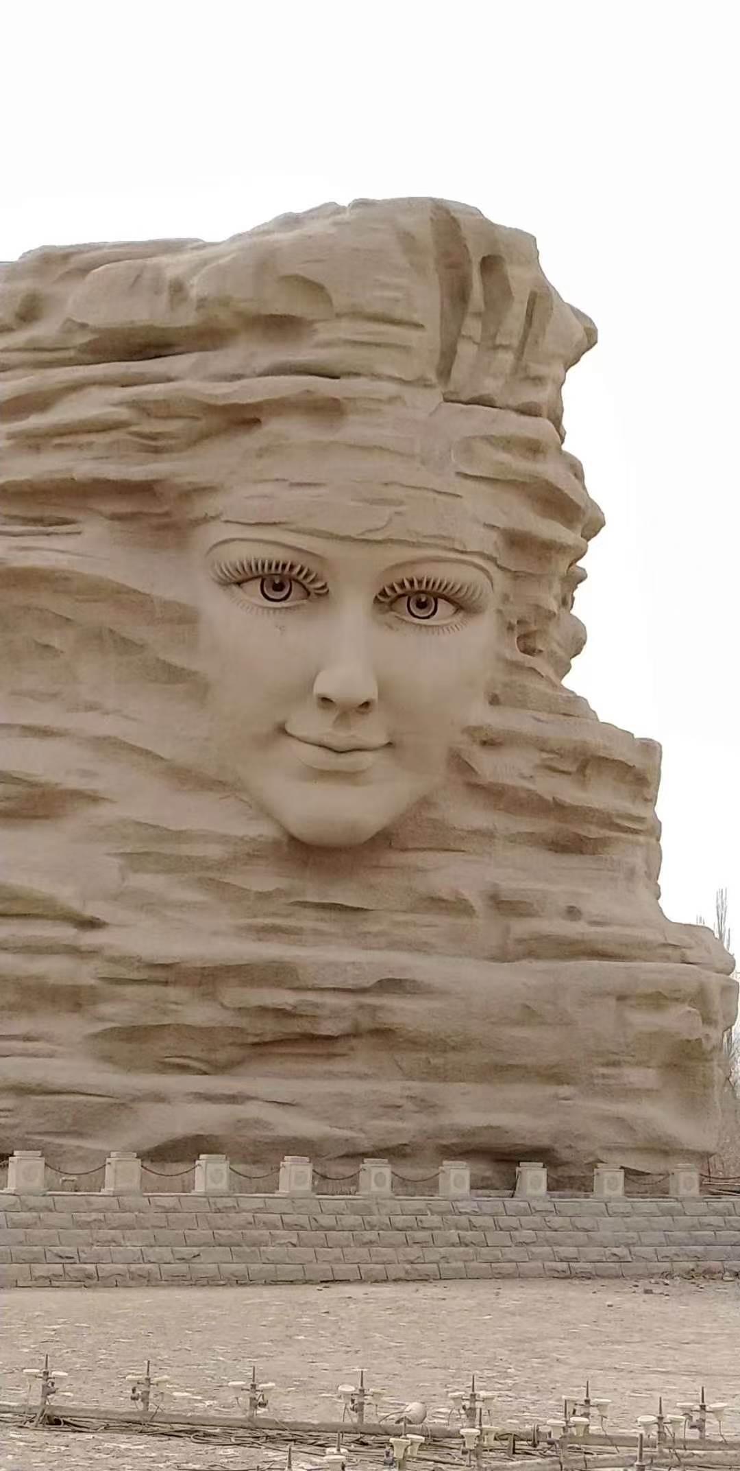楼兰姑娘在若羌县
