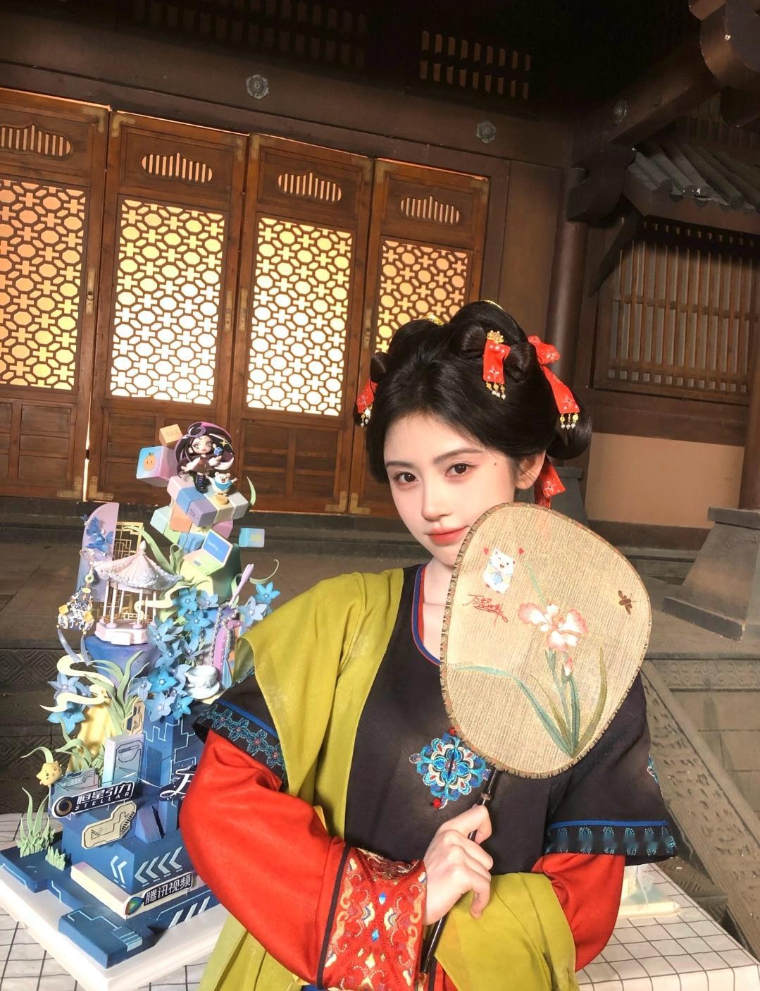 鞠婧祎jjy鞠婧祎 jjy鞠婧祎澹台台 “我们一定是一起并肩作战的。”