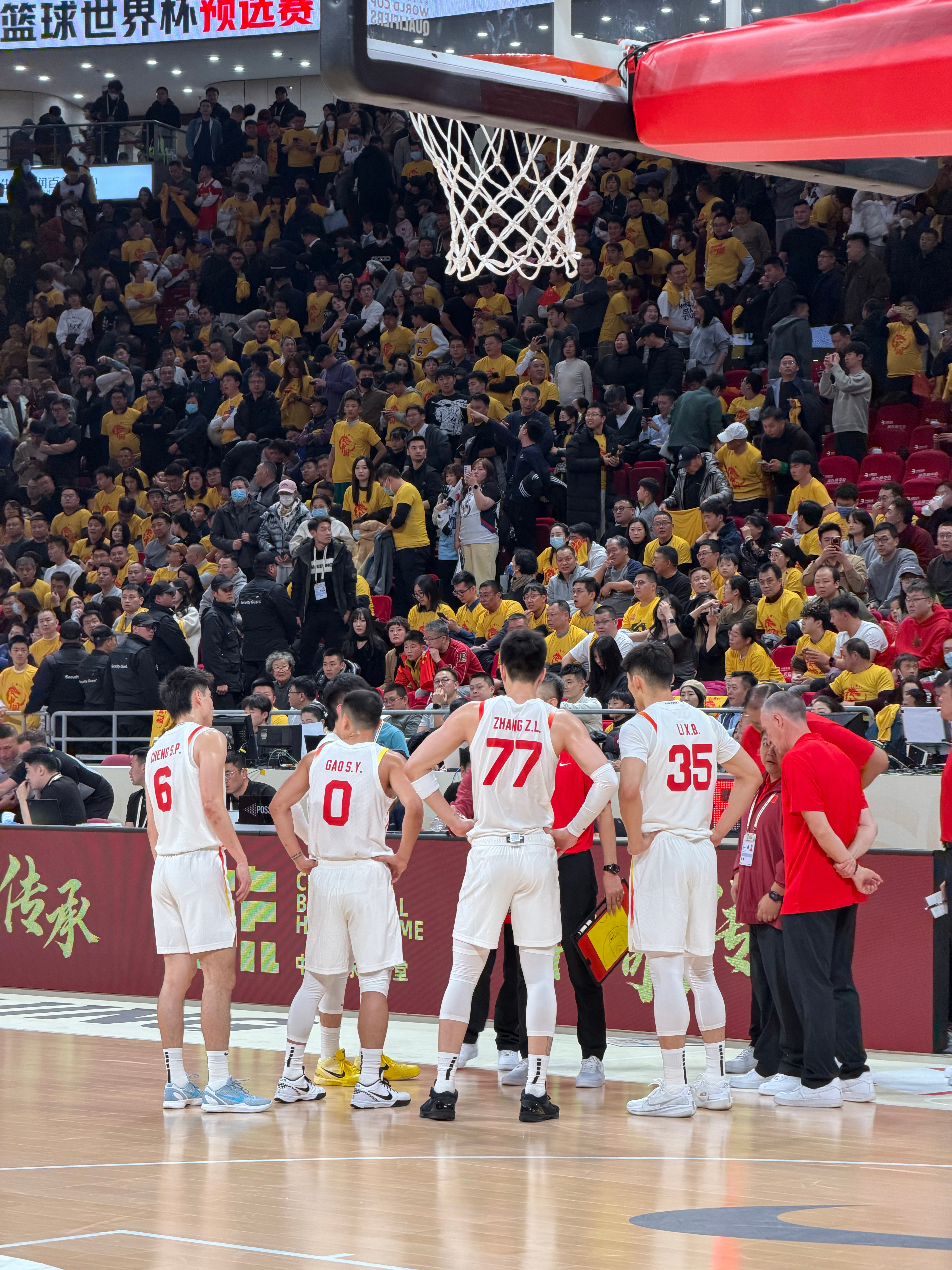 中国男篮输给韩国，没有在主场拿下首胜。剩下你们来说吧—— 中国男篮vs韩国男篮