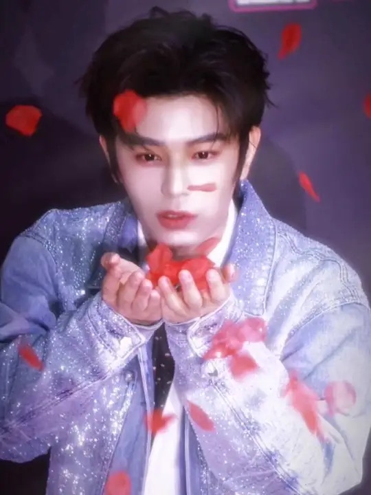 丁禹兮三十岁正是写作业的年纪丁禹兮满分男的满分是答题满分不管是颜值赛道还是演技赛