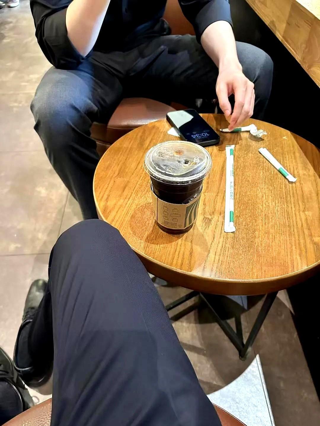 性萧条，这个词都用上了，这可能是当下国家最为严重的一个问题了
最近看到个数据挺有