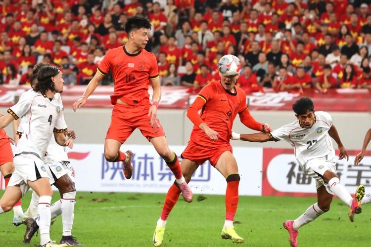 U23国足今晚出战！
给广大球迷带来惊喜，还是惊吓！
这支被外界冠以“近10年来