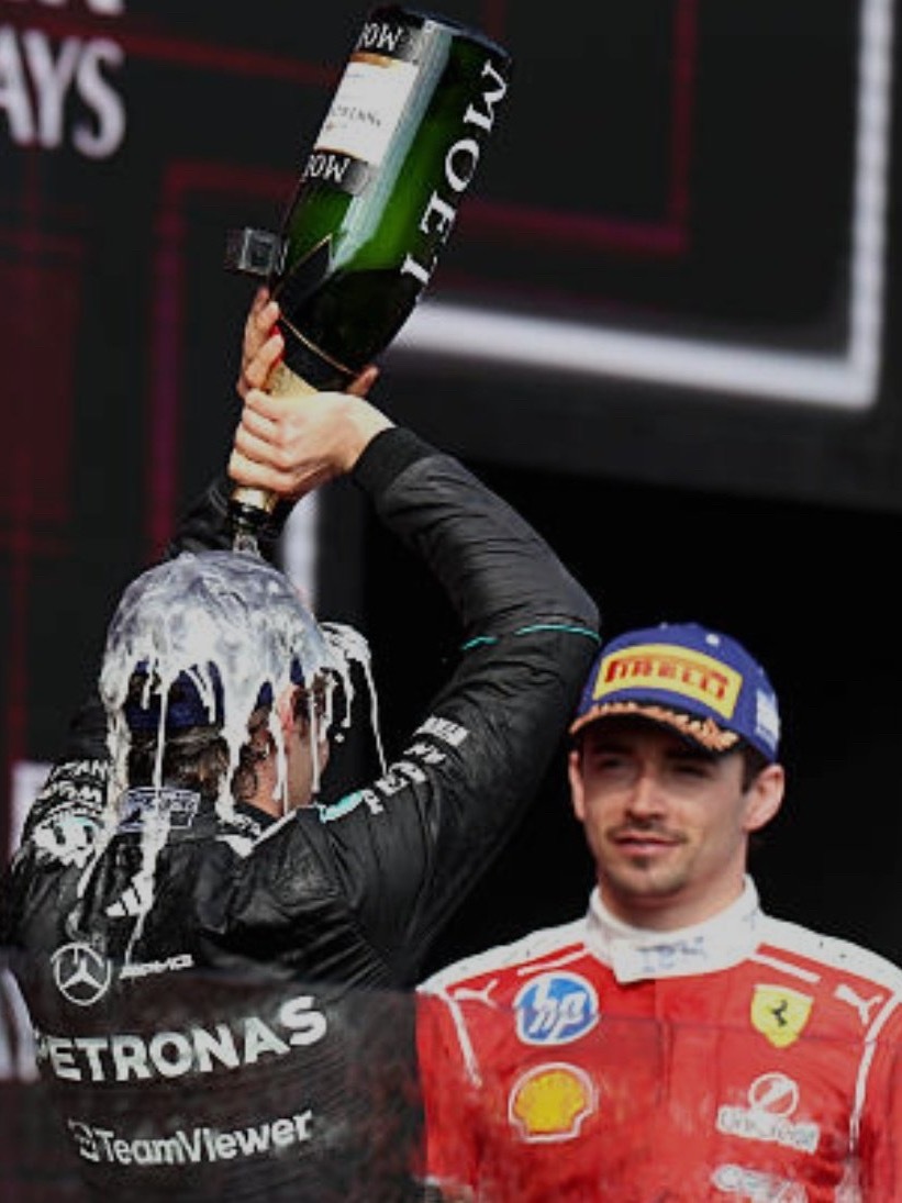 就这么把自己搞湿后再抱扣2026F1澳大利亚大奖赛