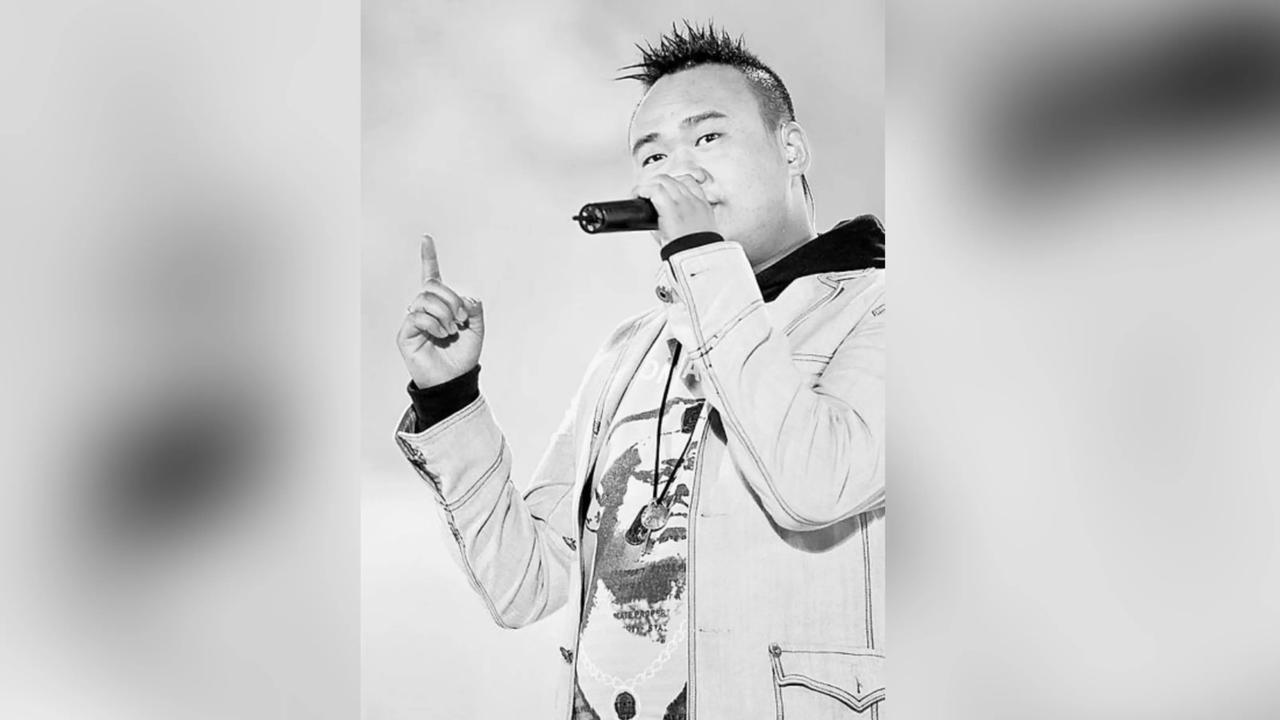 苟伟“谢幕”，乐坛少了个“叛逆音符”
44岁苟伟竟“提前离场”，乐坛这大舞台少了