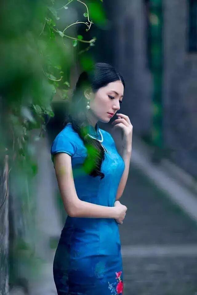 嫣然绝世旗袍……