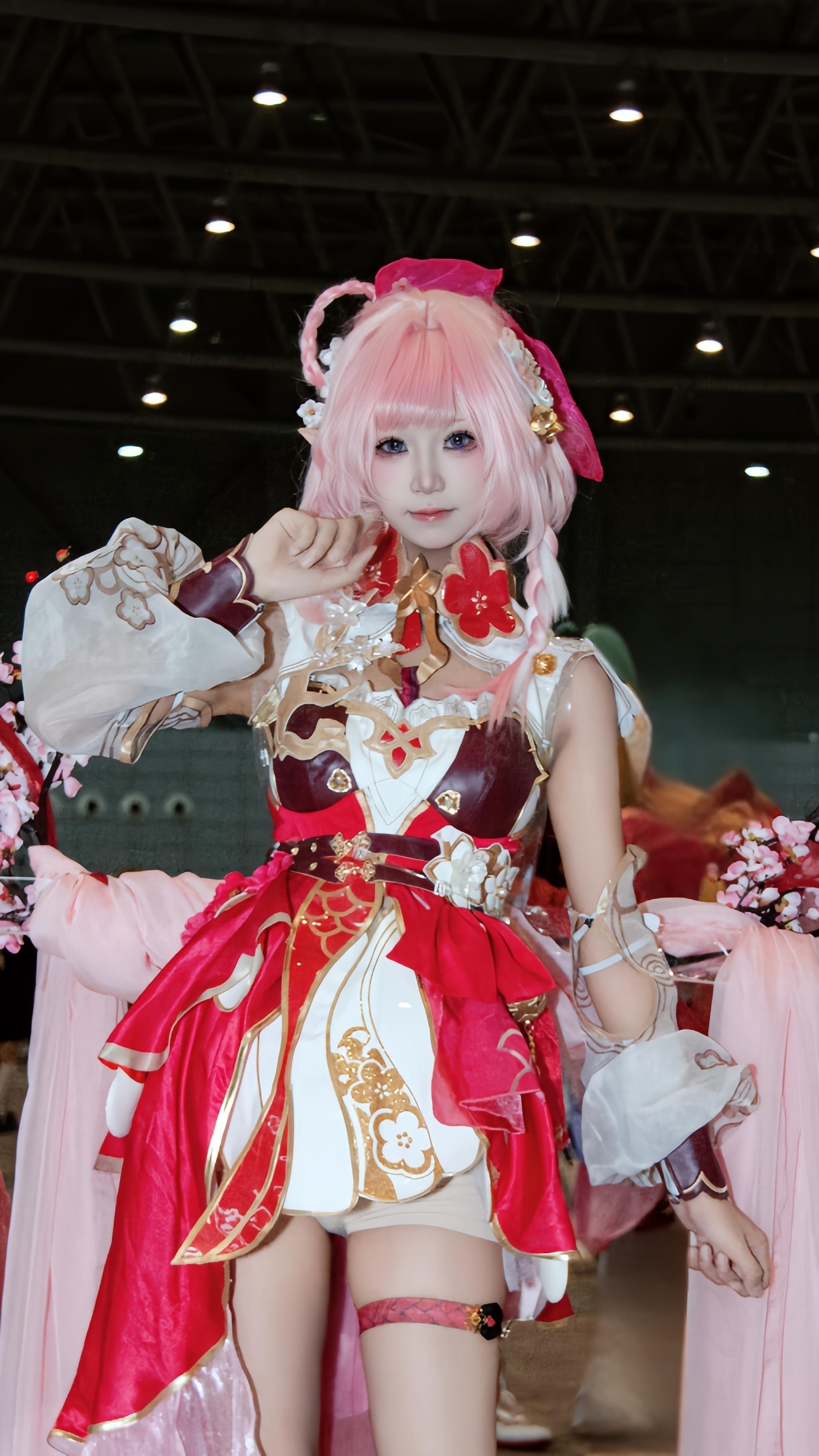 爱莉爱莉爱~感谢摄影老师的抓拍 爱莉希雅cos