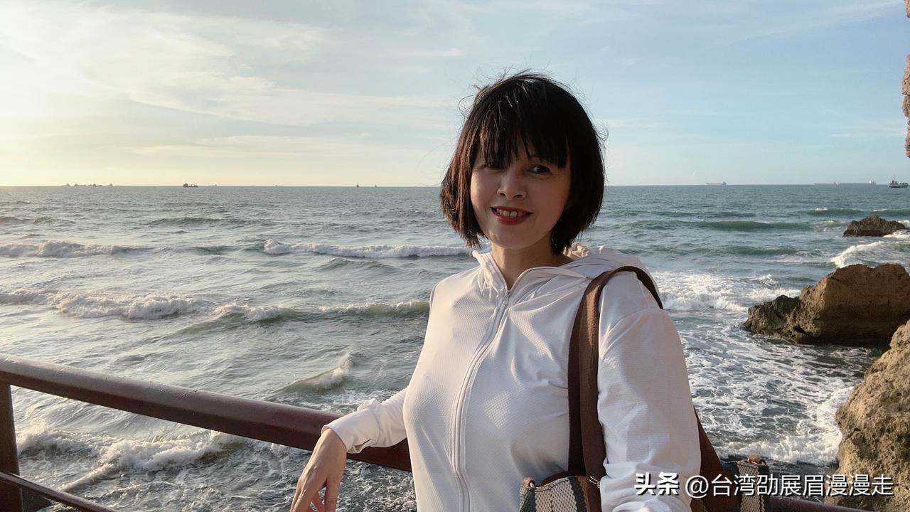台北人在苏州，说真心话，在苏州的夏天，每个人都需要一件「防晒衣」，现在没有它，我