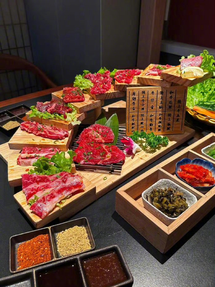 漂亮的女人,不一定能留住男人,但自力更生的女人,从来不畏惧任何人离开。 