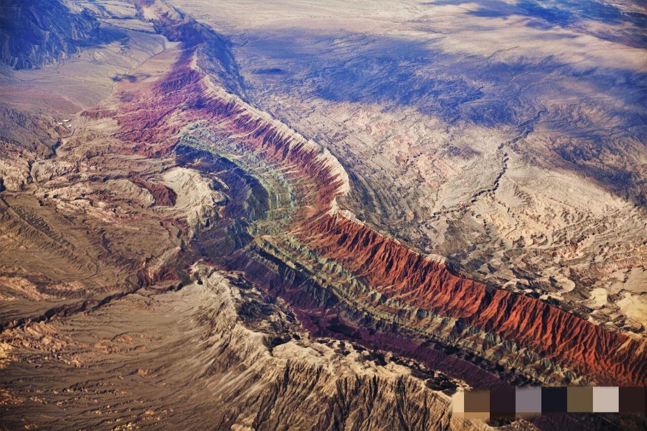 新疆红层地貌，最壮观的景色[呲牙][呲牙][呲牙][呲牙]