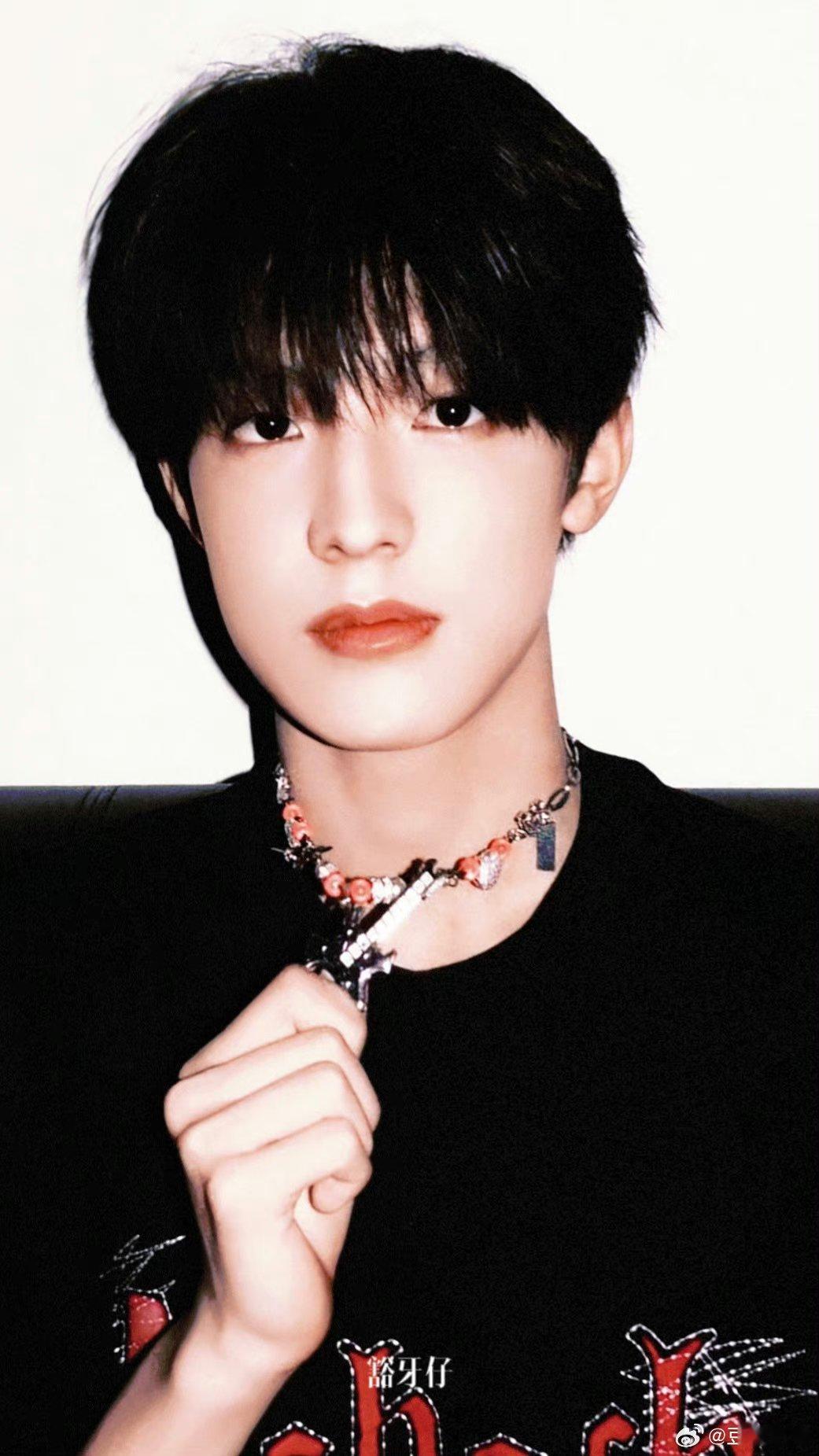 #张泽禹[超话]##张泽禹[超话]##张泽禹[超话]#💚#张泽禹 第一主唱# 