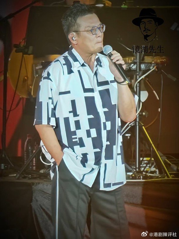 現年64歲的黃日華，自2020年太太梁潔華因器官衰竭病逝後，因痛失摯愛而一度心碎