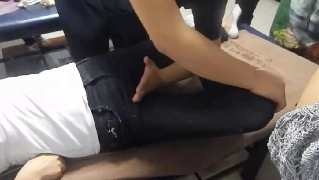 自从生了孩子，我明显感觉阴道变松弛了，老公对我也没了兴趣，上午与闺蜜去美容院，技