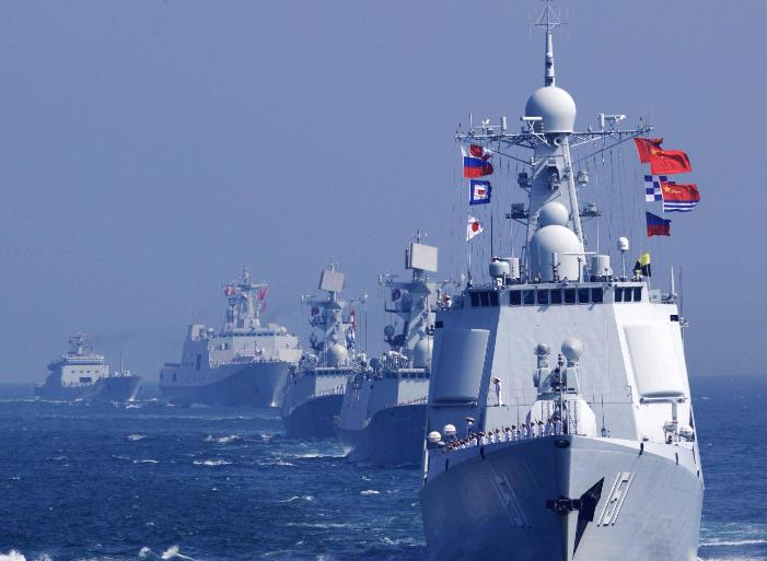 中国海军77年铸就海上长城，从零起步，用实力震碎霸权。

回望近代百年，中国的伤