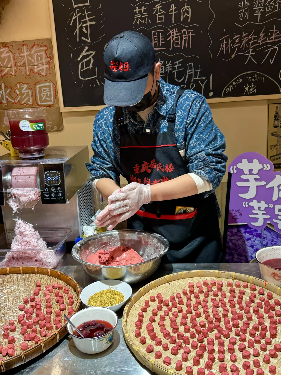 开在居民楼下的火锅店！！太接地气了！！