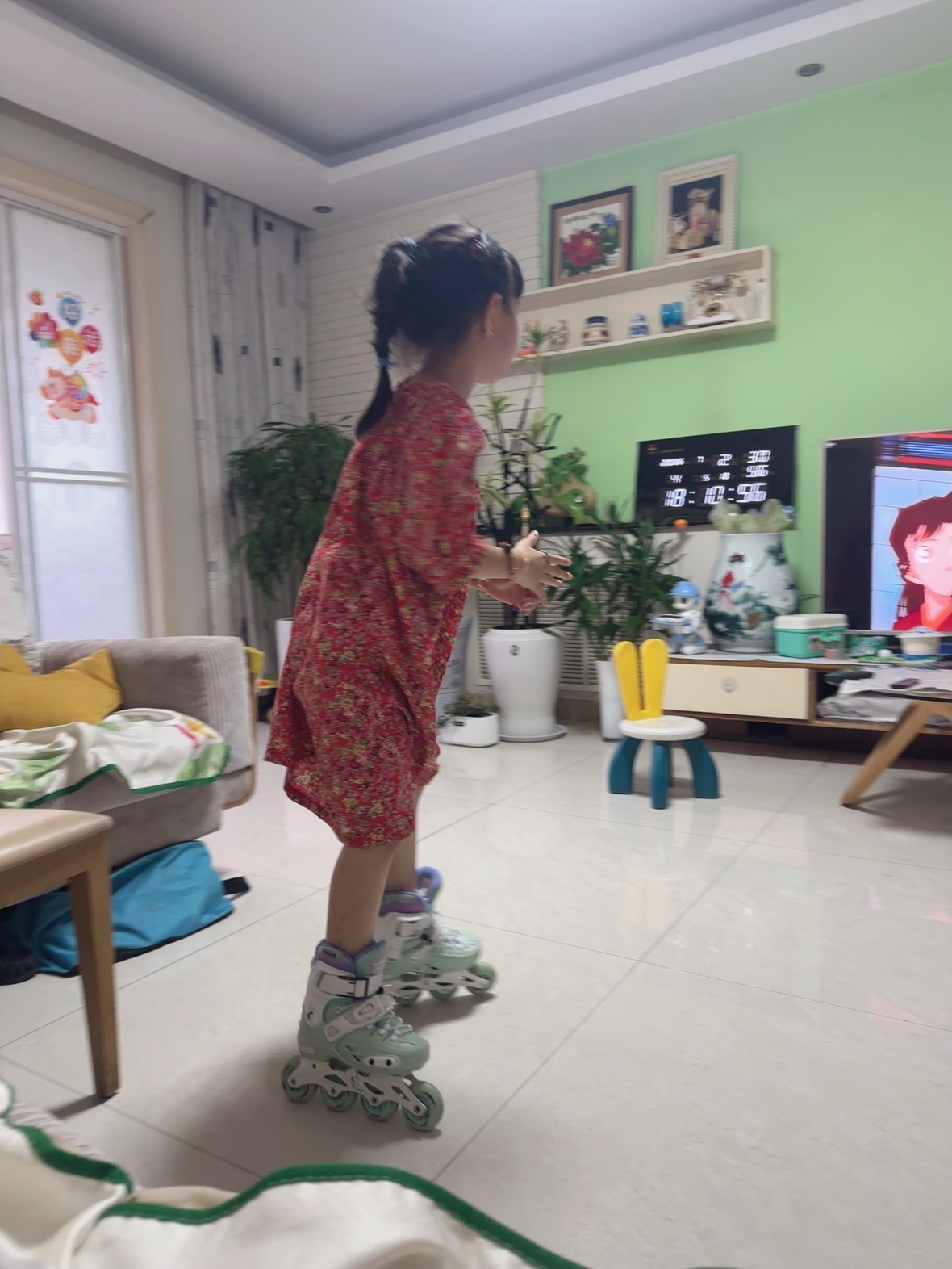 也就奶奶家能滑得开你 