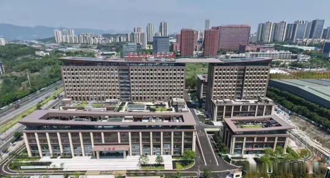 9月29日重庆市两江新区中医院康美新院区
将正式启用，医院将实行康美新院区、大竹