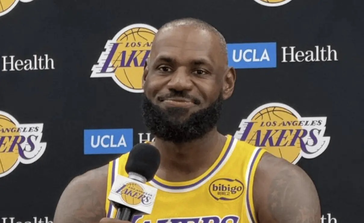 第一次真切的从老詹的话语里感觉到他快退役了！“我不知道终点什么时候到来，但我知道