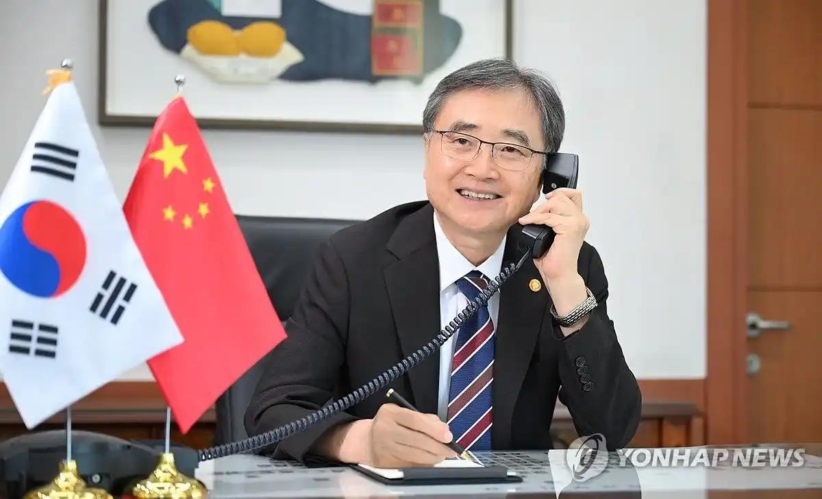 [微风]李在明打破惯例，将派外长访华求见王毅，想和中方谈一件大事？
 
这几天，