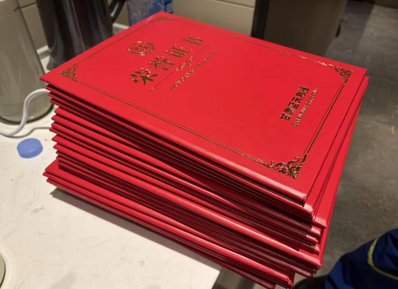 一记初心 十载赤诚 用生命守护生命，致敬每一位平凡的逆行者！嘉峪关蓝天救援队共计