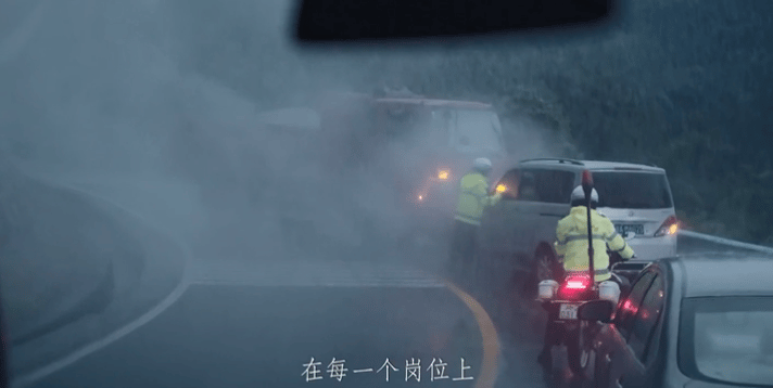 悬案野狗集美凑一桌了野狗骨头悬案世界杯联动  没想到剧综赛事还能凑一起，这组合看