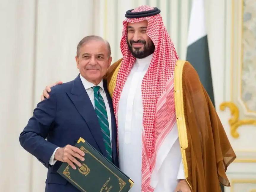 沙特、巴基斯坦签署共同战略防御协议！
 
重磅结盟！4月全面落地，沙特与巴基斯坦