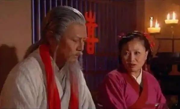 72岁姜子牙娶68岁老姑娘，洞房惊见隐秘，被休后众人齐呼：马氏没做错！
 
编辑