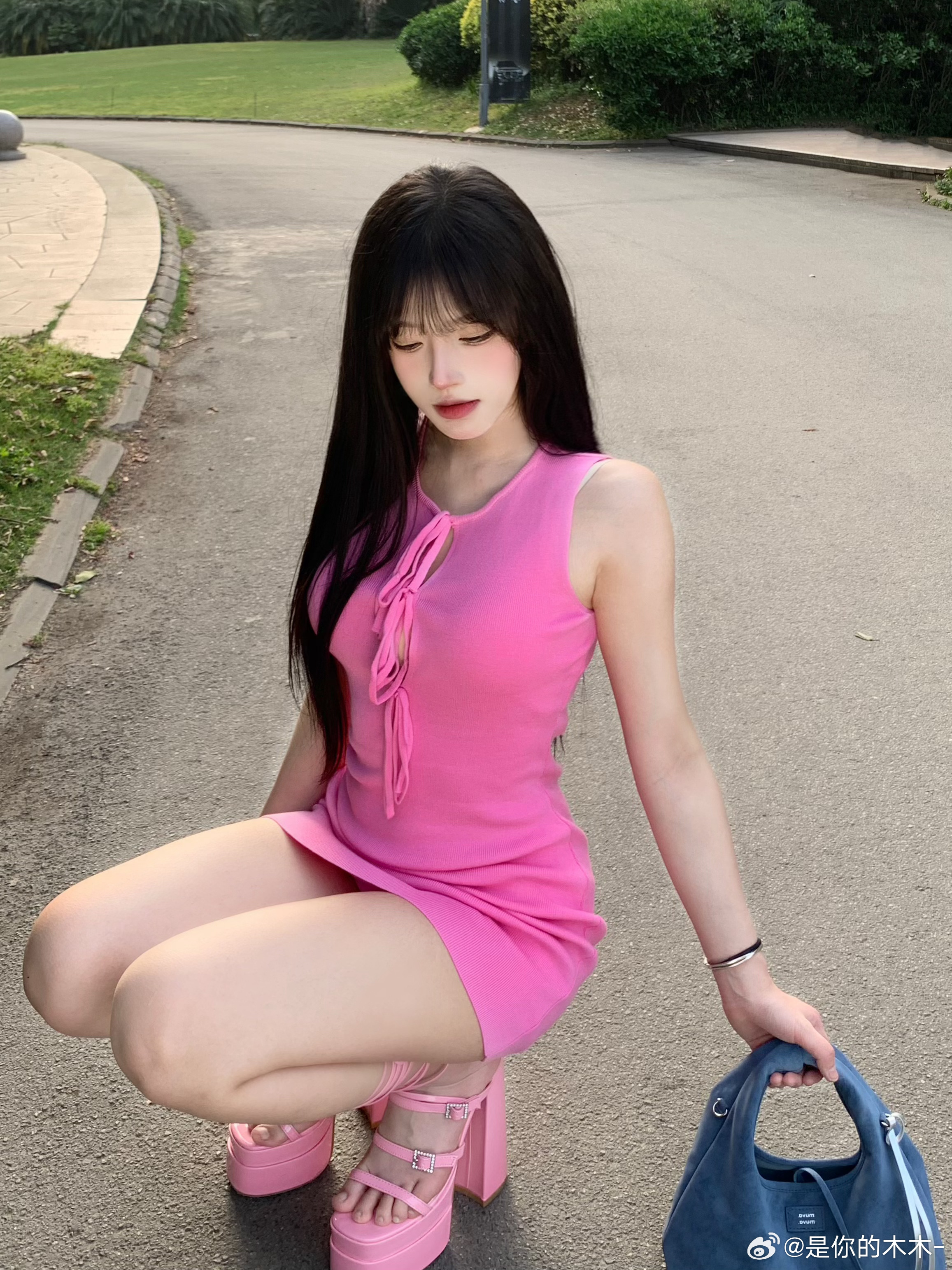 可以帮我绑一下鞋带吗 ​​​