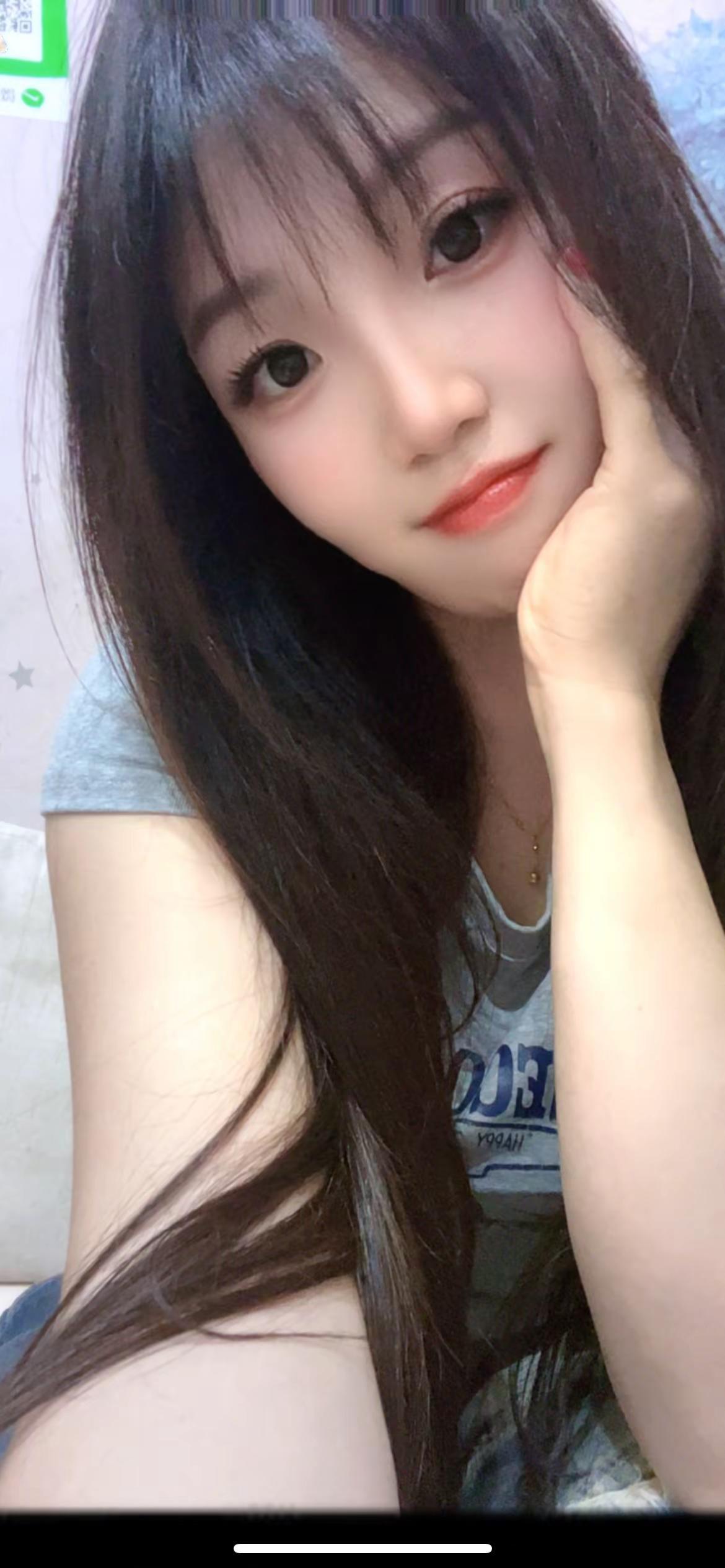 有时候不是释怀了 只是没有力气再难过了 你权衡利弊后 只剩回忆在纠缠