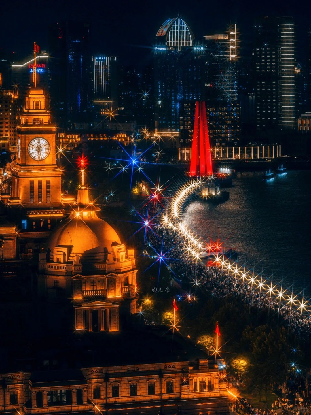 国庆实况丨全国13亿人汇聚魔都，挤爆外滩‼️