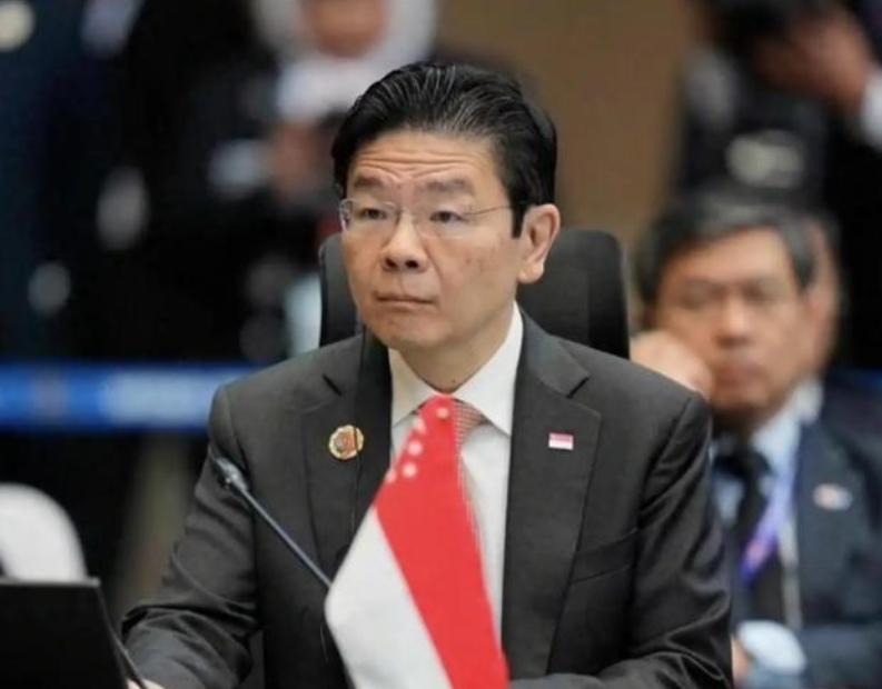 这两天，看到中国如此严厉制裁日本，当初还替日本讲话的新加坡总理黄循财可谓是瑟瑟发