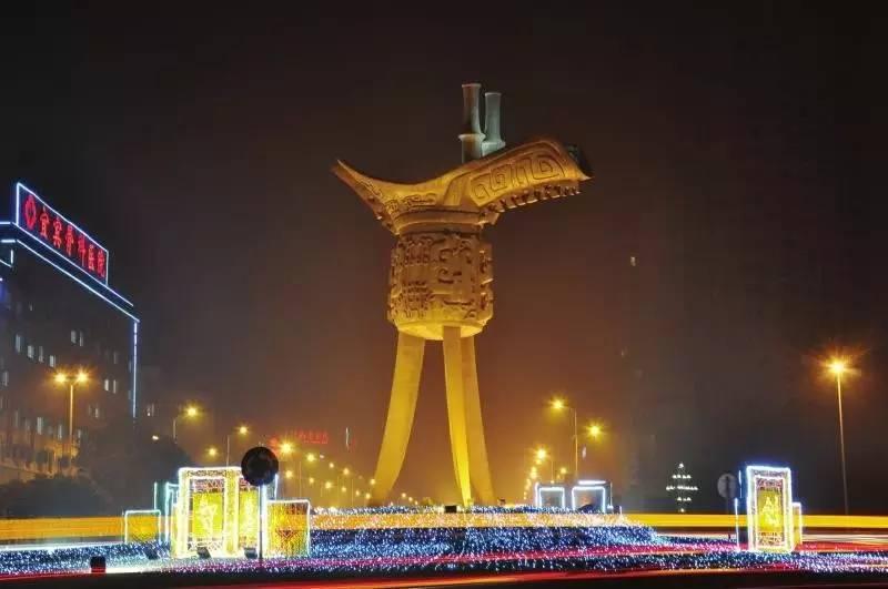 新手在股市里怎样实操赚点钱“壮壮胆”

新手入市，想通过实操赚点钱“壮壮胆”，这