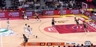 我的天，终于靠萨姆纳的连续得分追到10分以内，扭头又送威尔斯2次罚球。友情提示，