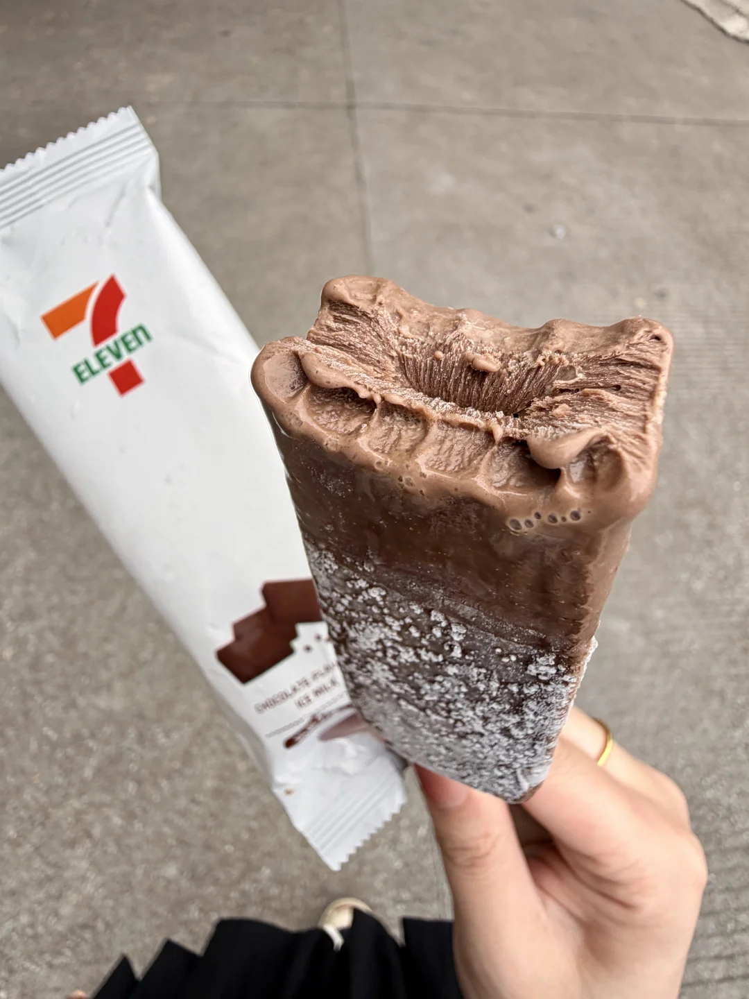 711雪糕🍫震撼好吃！！！！！！！