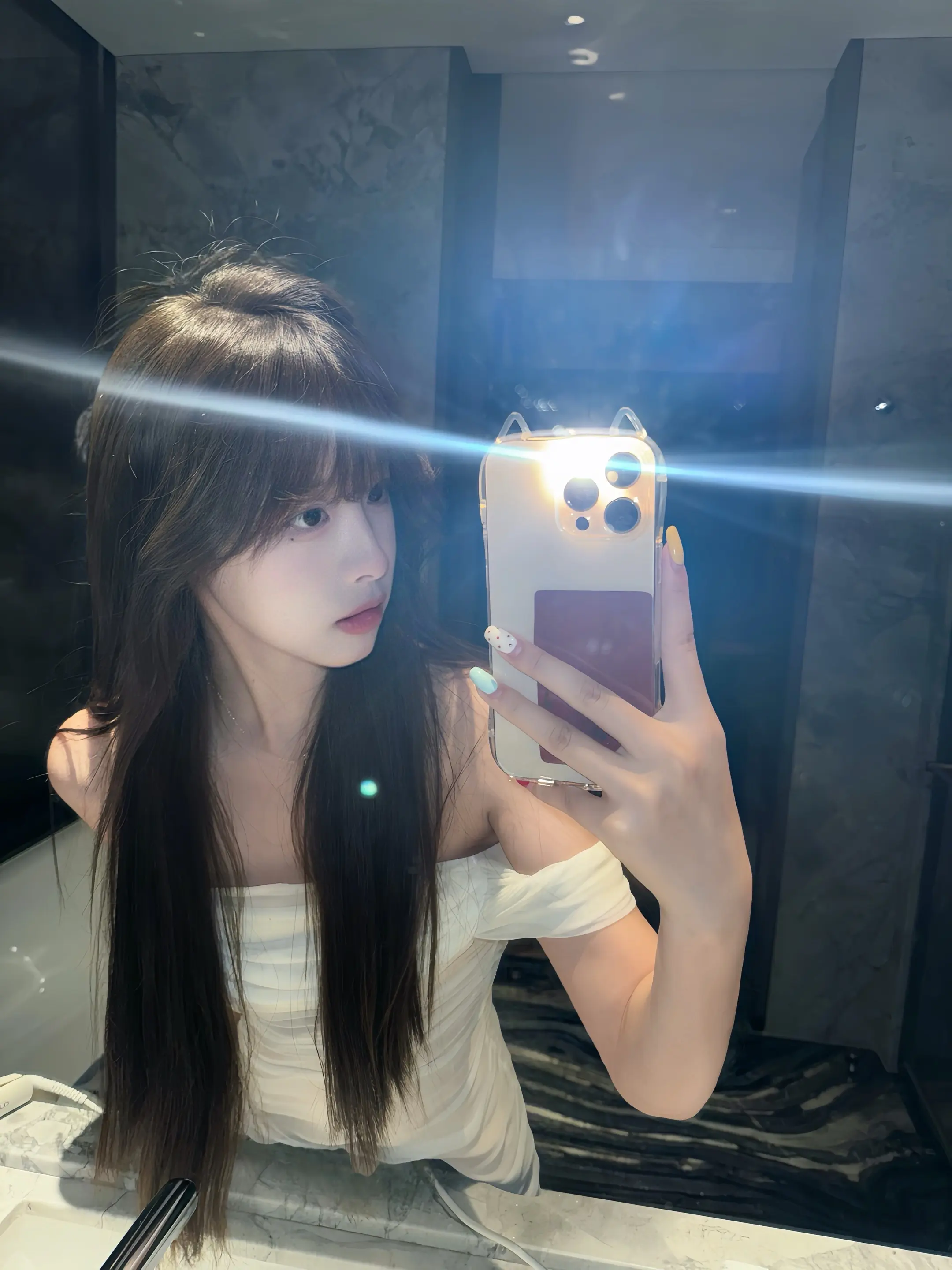 私信我的男人每个我都看过了 你们不是难看 是丑 知道吗 真的丑